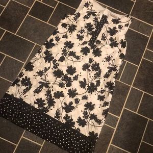 Fun graphic floral tank dress.